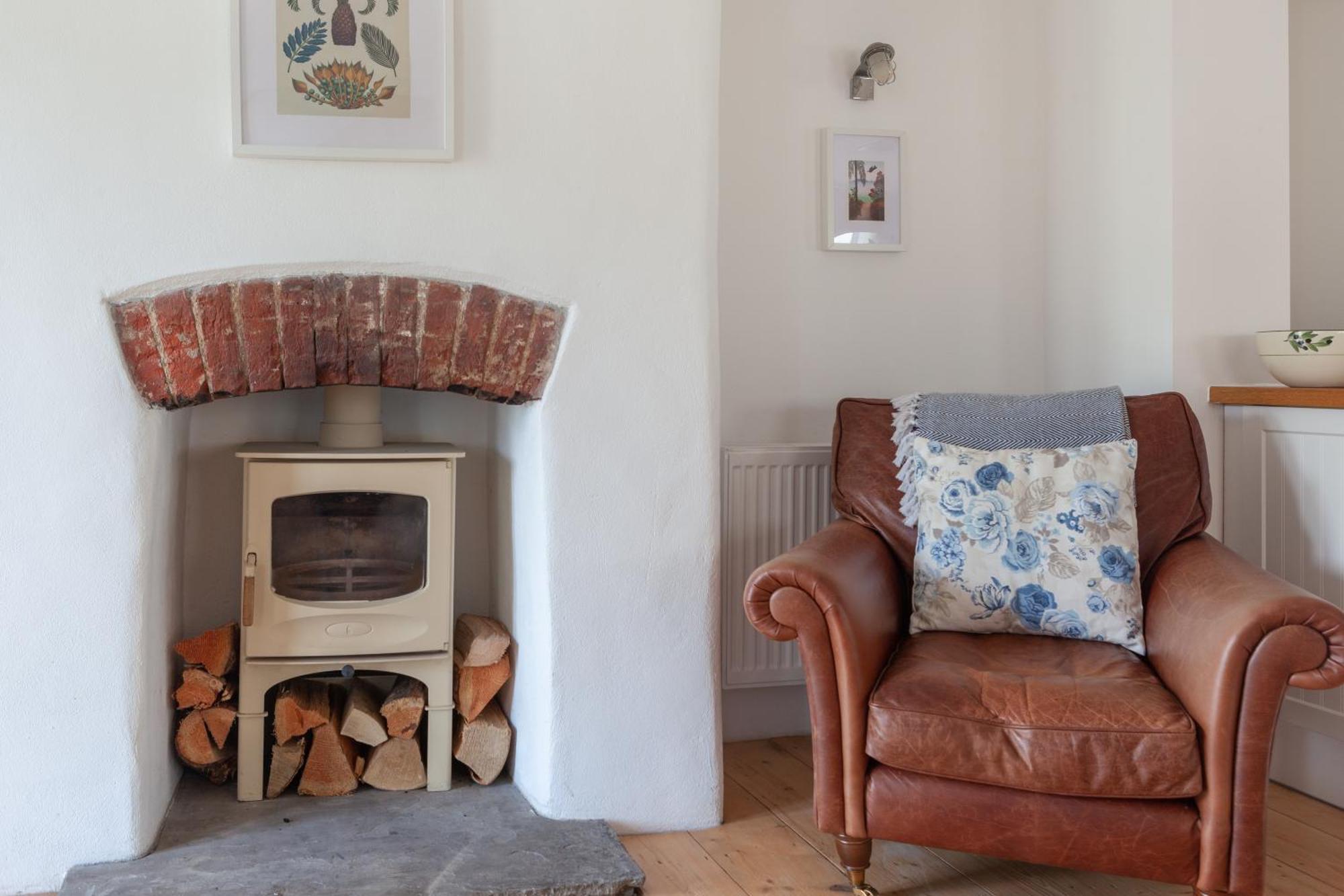 Cosy Beachside Cottage Bigbury 객실 사진