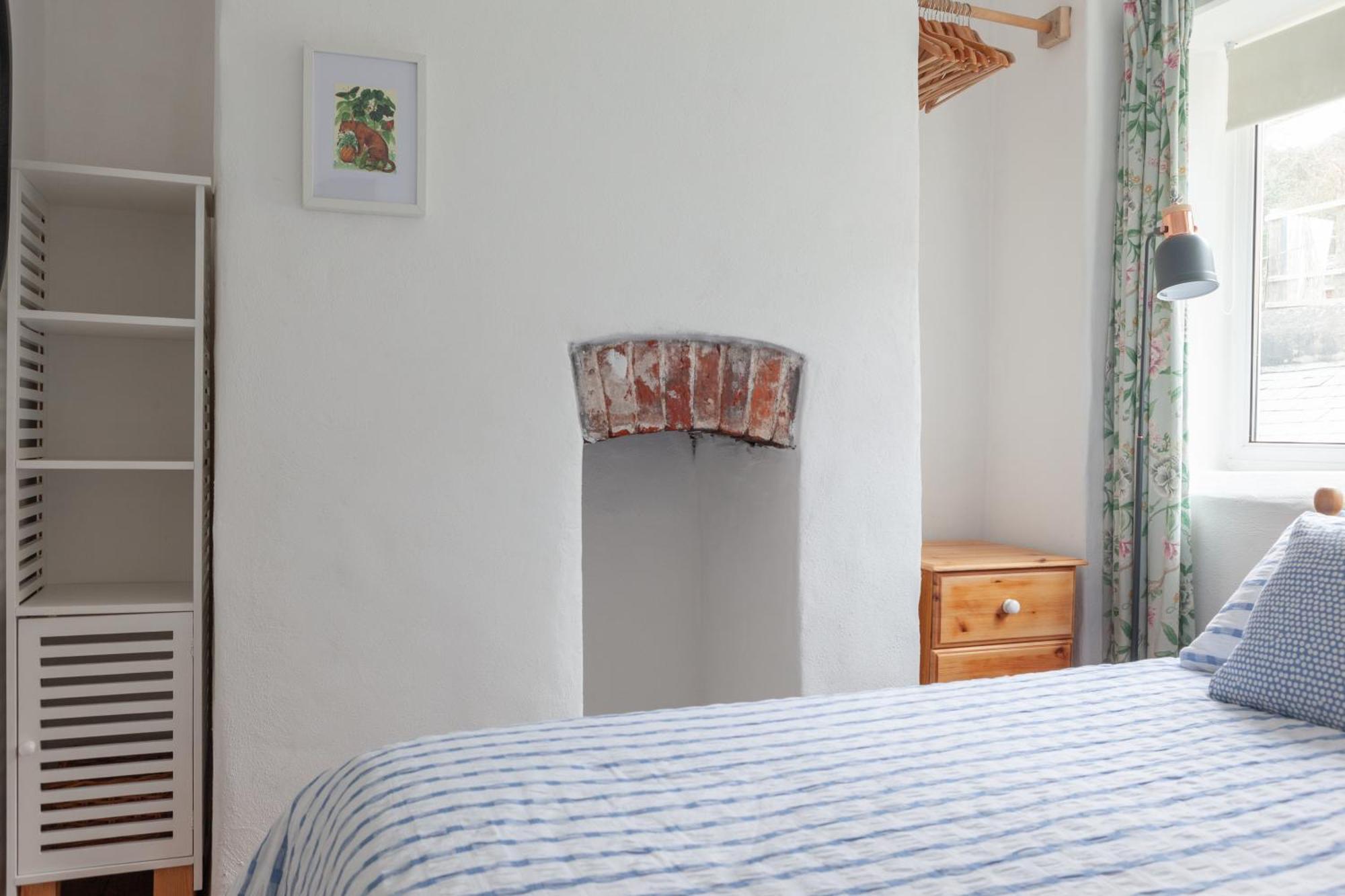 Cosy Beachside Cottage Bigbury 객실 사진